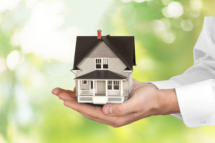 43290689 – human hand, house, real estate. Suburban Propane