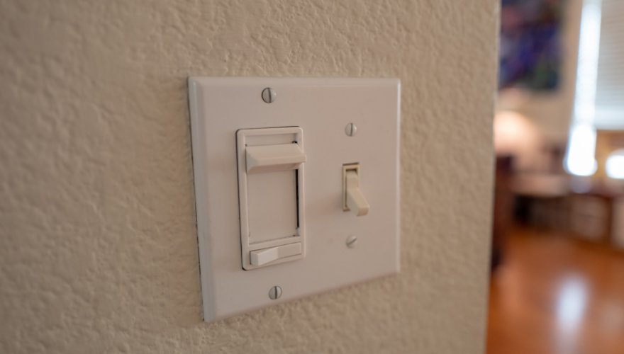 How a Dimmer Switch Works